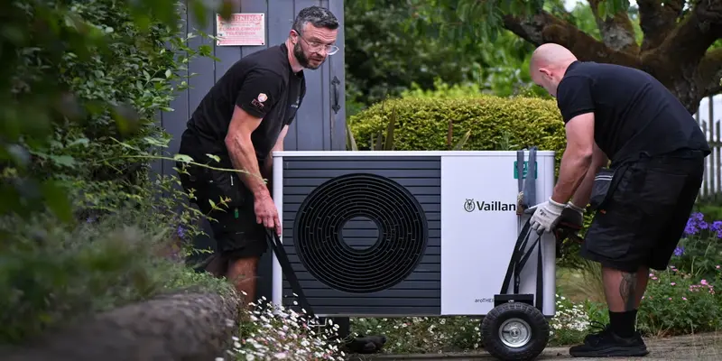 Net Zero Investment Cost UK